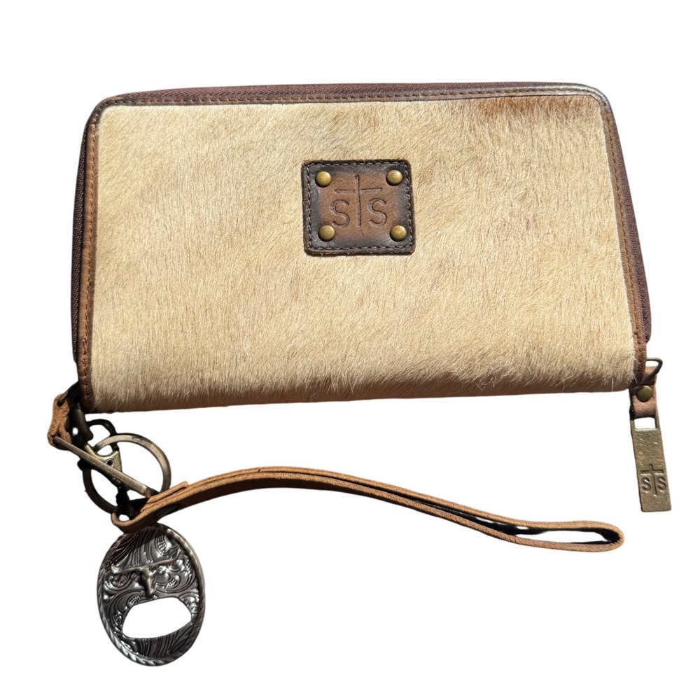 STS Ranchwear Cowhide Leather Western Zip Around Wallet Wristlet Concho Brown